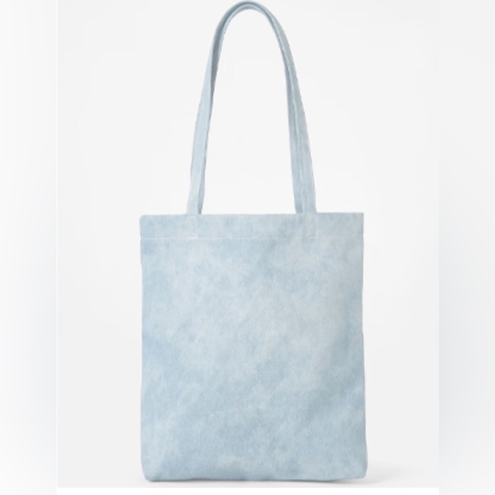 Baublebar tote bag.
